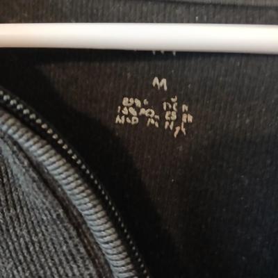 6 Men's 1/4-Zip Pullover Shirts – Size M