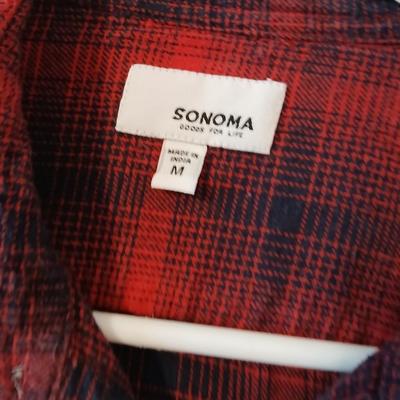 7 Men's Long Sleeve Button-Up Shirts – Size Medium