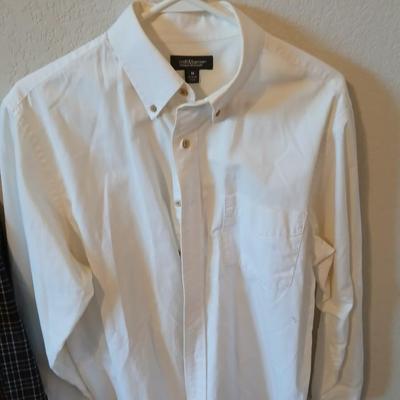 7 Men's Long Sleeve Button-Up Shirts – Size Medium