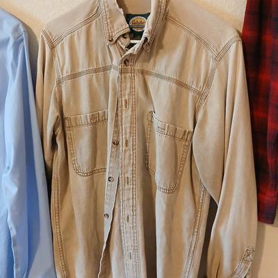 7 Men's Long Sleeve Button-Up Shirts – Size Medium