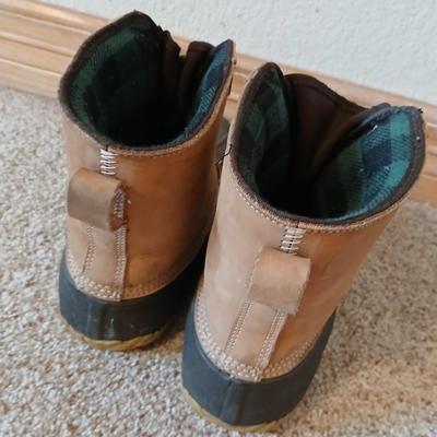 Men’s Winter Outerwear Lot – Goodfellow Fleece Jacket (M), RedHead Thinsulate Boots (Sz 8), and Casual Boots (Sz 9M)