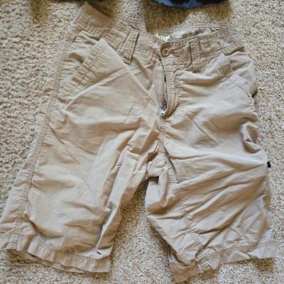 Men’s Shorts Lot – 4 Pairs (Size 30–32) – Urban Pipeline, Sonoma, J.Crew, and More