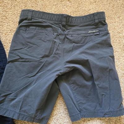 Men’s Shorts Lot – 4 Pairs (Size 30–32) – Urban Pipeline, Sonoma, J.Crew, and More
