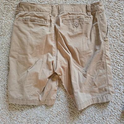 Men’s Shorts Lot – 4 Pairs (Size 30–32) – Urban Pipeline, Sonoma, J.Crew, and More