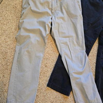 Men’s Pants Lot – Size 32x30 to 33x30 – APT. 9, American Rag, Goodfellow & Co.