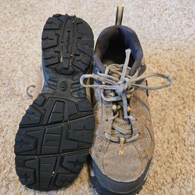 Men’s Athletic Shoes – New Balance Lot (2 Pairs, Size 8.5 US)