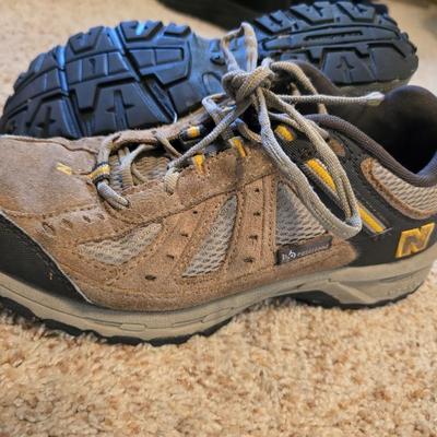 Men’s Athletic Shoes – New Balance Lot (2 Pairs, Size 8.5 US)