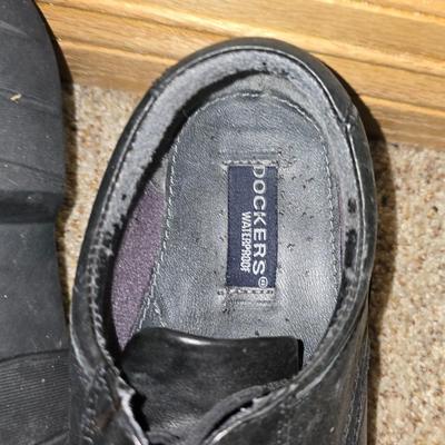 2 Pairs Men’s Black Dress Shoes – Dockers and Rockport – Size 8.5M & 9M