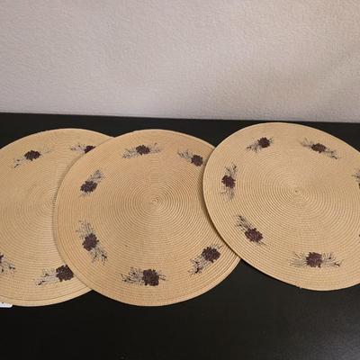 Pinecone Decor Grouping