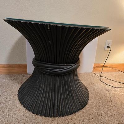 Decorative Black or dark blue Pedestal Side Table with Glass Top & 24" Table Lamp