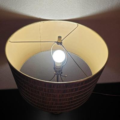 Fabulous eye-catching Mid-Century Modern Atomic era Table Lamp – Green Ceramic & Gold Wire Frame