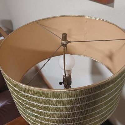 Fabulous eye-catching Mid-Century Modern Atomic era Table Lamp – Green Ceramic & Gold Wire Frame