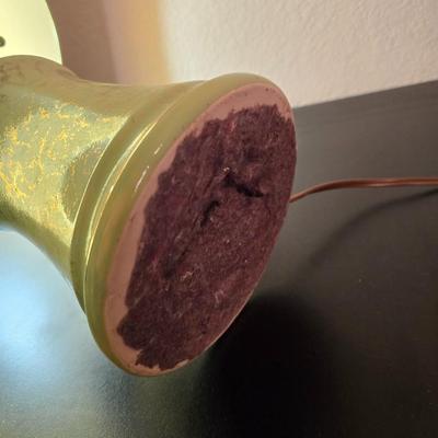 Fabulous eye-catching Mid-Century Modern Atomic era Table Lamp – Green Ceramic & Gold Wire Frame