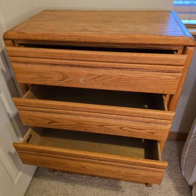 BlackHawk Furniture Five-Drawer Oak Chest with Sculpted Handles – 44x33x18 (2 of 2 )