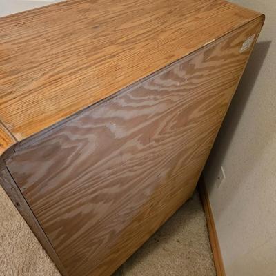 BlackHawk Furniture Five-Drawer Oak Chest with Sculpted Handles – 44x33x18 (2 of 2 )