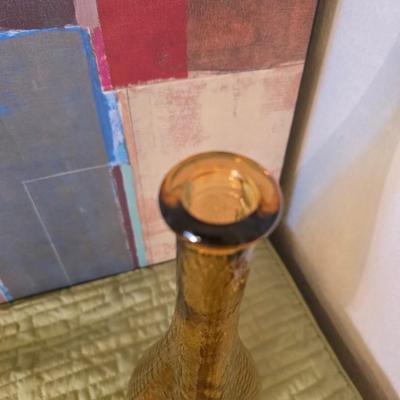 Abstract Canvas Art & Amber Swirl Vase