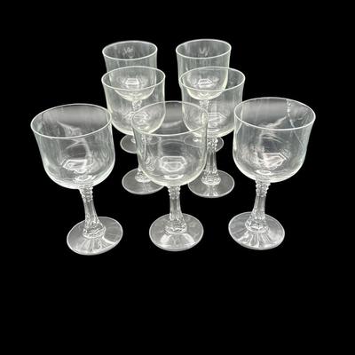 7 Glass/ crystal wine glasses