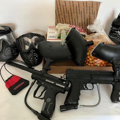 Spider Aggressor and Tippmann Paint ball set w/accessories