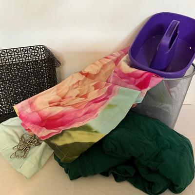 Bathroom shower curtain w/accessories and queen flannel sheet set
