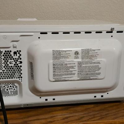 Proctor Silex 700W Compact Microwave Oven (Model PS-P70T20AL-V1W)