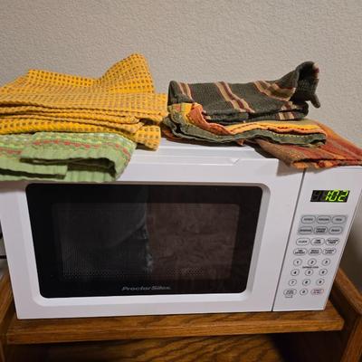 Proctor Silex 700W Compact Microwave Oven (Model PS-P70T20AL-V1W)