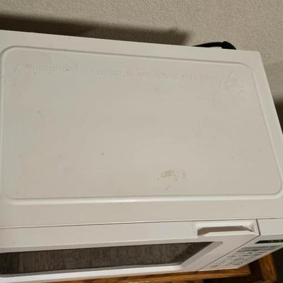 Proctor Silex 700W Compact Microwave Oven (Model PS-P70T20AL-V1W)