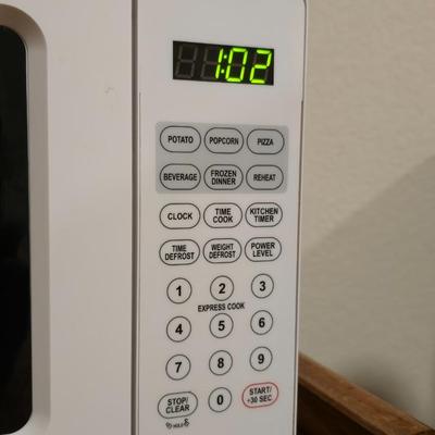 Proctor Silex 700W Compact Microwave Oven (Model PS-P70T20AL-V1W)