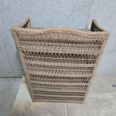 Wicker Storage Shelf, Plastic Waste Bin & Drying Rack
