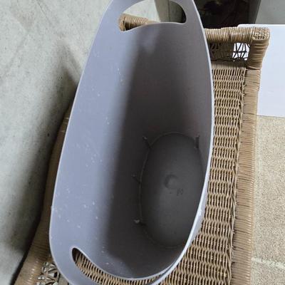 Wicker Storage Shelf, Plastic Waste Bin & Drying Rack