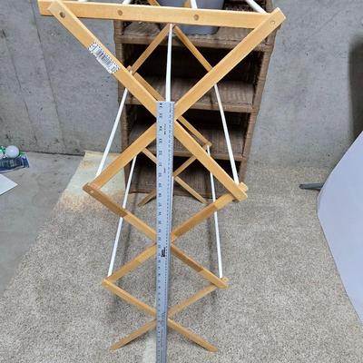 Wicker Storage Shelf, Plastic Waste Bin & Drying Rack