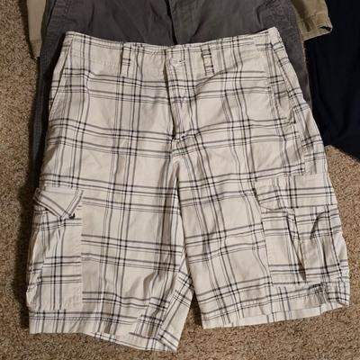 Men’s Shorts & Pants Lot – Size 32/34