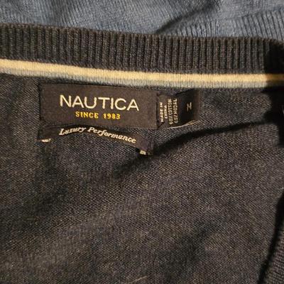 Men's Medium Sweaters & Scarf Bundle – 7 Pieces