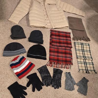 Men’s Winter Outerwear & Accessories Lot – Jackets, Scarves, Beanies & Gloves