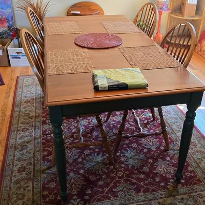 Ethan Allen Solid Wood Dining Table with 4 Windsor Back Chairs – Made in America