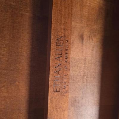 Ethan Allen Solid Wood Dining Table with 4 Windsor Back Chairs – Made in America