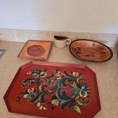 Hand-Painted and Novelty Kitchen Items