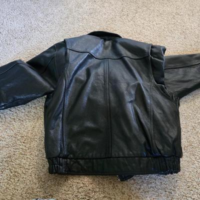 Men’s Medium Wilsons Black Leather Jacket – Thinsulate Lined