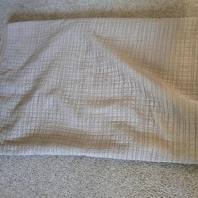 Royal Velvet Tan Quilted Coverlet and comforter