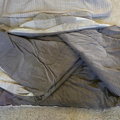 Royal Velvet Tan Quilted Coverlet and comforter