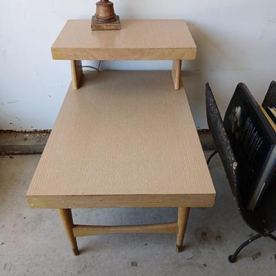 Mid-Century Side Table, Wood Lamp & Metal Magazine Rack Lot