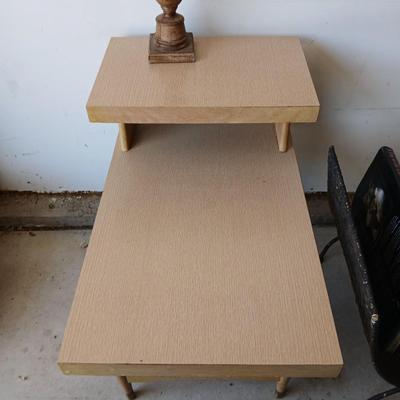 Mid-Century Side Table, Wood Lamp & Metal Magazine Rack Lot