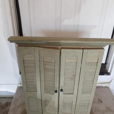 Wall-Mount Shutters with mirror & an additional Mirror with Hooks