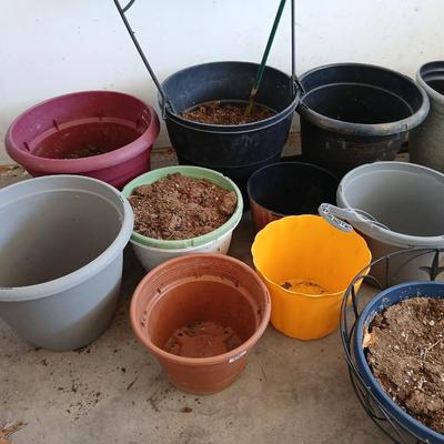 Assorted Garden Pots & Glass Planters Lot Great flowerpots!
