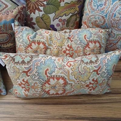 Decorative Throw Pillow Lot – 8 Assorted Patterns