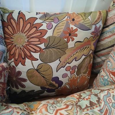 Decorative Throw Pillow Lot – 8 Assorted Patterns