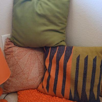Everything's Orange! Cozy Corner Decor Lot – Orange & Green Accents