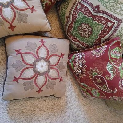 Decorative Throw Pillow Lot – Burgundy, Green, and Neutral Tones