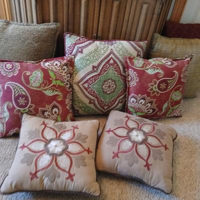 Decorative Throw Pillow Lot – Burgundy, Green, and Neutral Tones