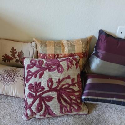Decorative Throw Pillow Lot – Burgundy, Taupe & Plum Tones (Set of 6)