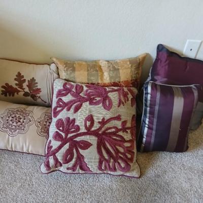Decorative Throw Pillow Lot – Burgundy, Taupe & Plum Tones (Set of 6)